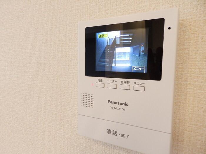 拡大写真：ルナソイア 1階105のモニター付きインターホン