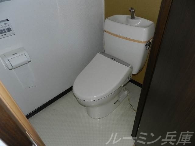 拡大写真:ハイツサンライフB 2階203のトイレ