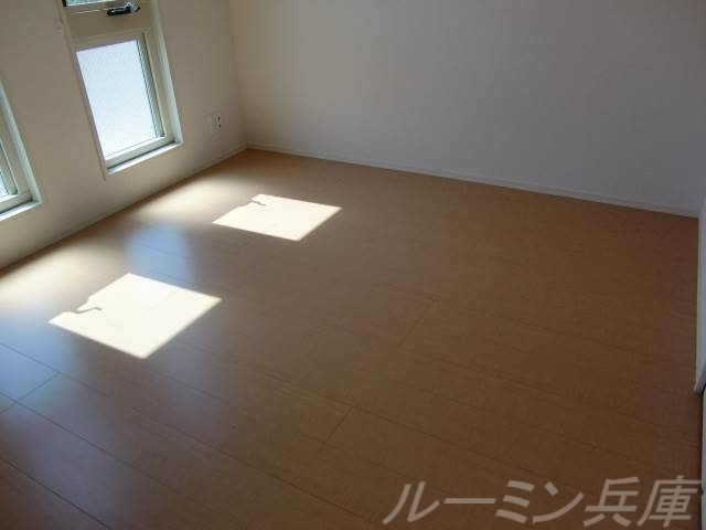 拡大写真:Dヴェルジェ2 2階201のその他部屋・スペース