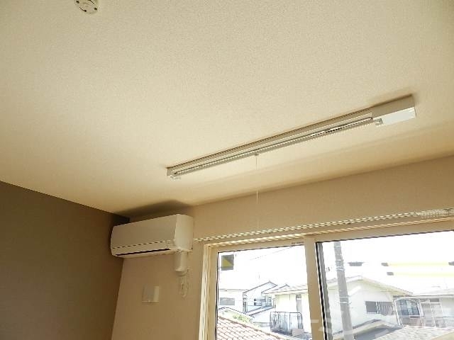 拡大写真:ヴィオラ志染 2階202の内観