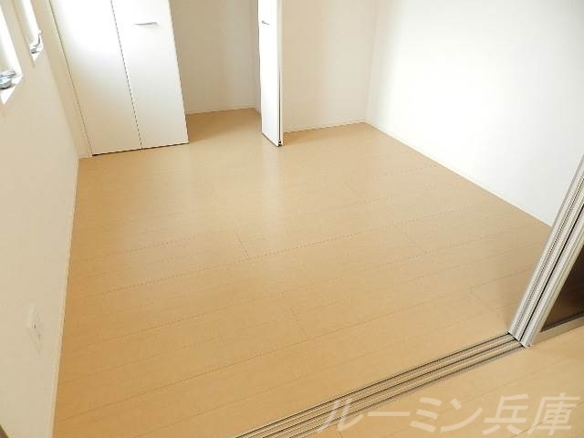 拡大写真:ヴィオラ志染 2階202の内観