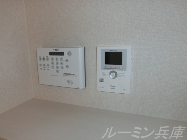 拡大写真:カトルピア 2階202のセキュリティ