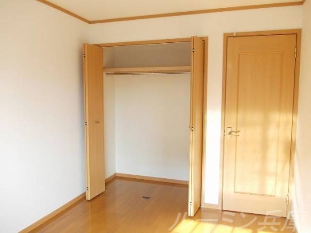 拡大写真:セレーノやしろA棟 1階102の収納