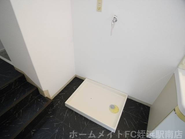 拡大写真:アンフィニ福重 2階205の★室内洗濯機置き場あります★