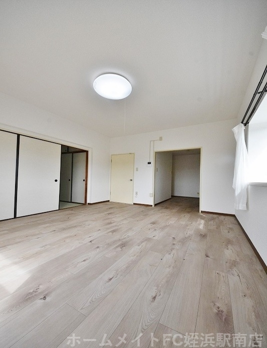 拡大写真:Wプロスパー潤 2階201の★日当たり良好で明るいお部屋♪★参考写真