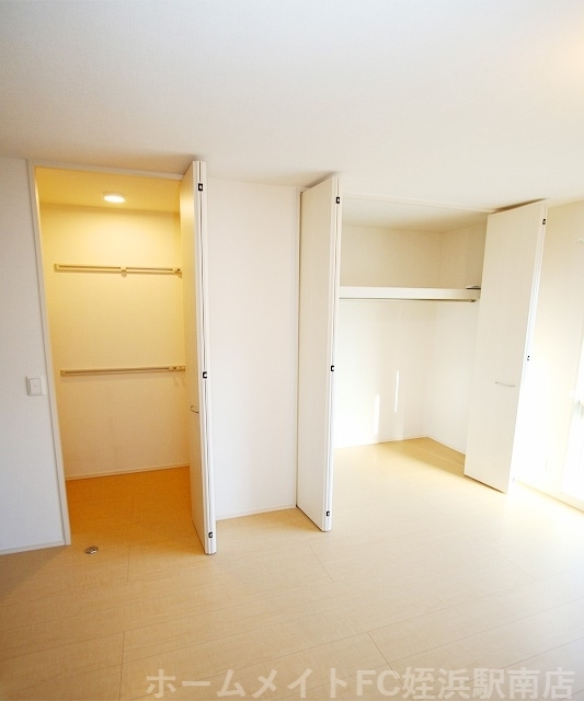 拡大写真：D-room学研都市 2階B102の★収納力は、問題なし！★