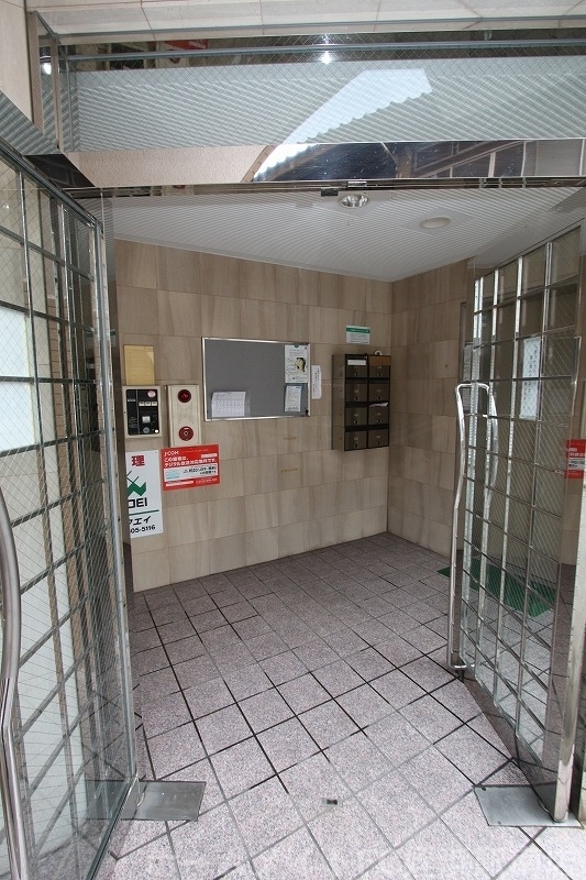 拡大写真:石橋ビル 3階302の★EV・防犯カメラ・オートロック付き♪★
