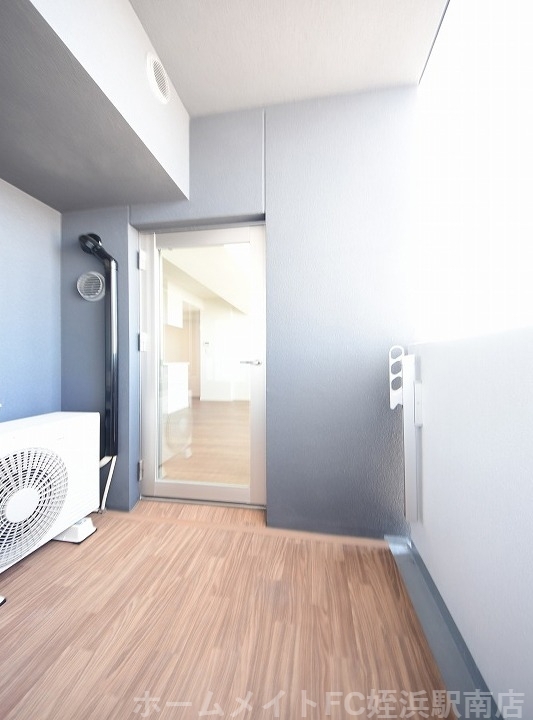 拡大写真:S-RESIDENCE伊都Attirant 8階818の★奥行き十分のバルコニー♪★参考写真