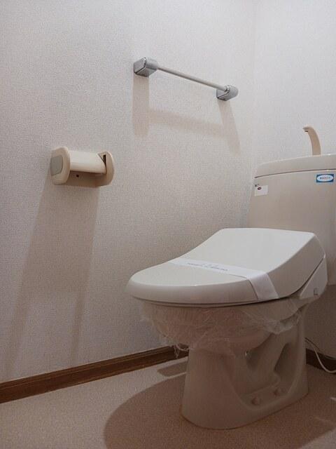 拡大写真:ハーモニー高岡I 2階202の内観