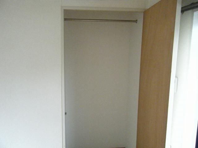 拡大写真:オレンジコート土居田 2階205の内観