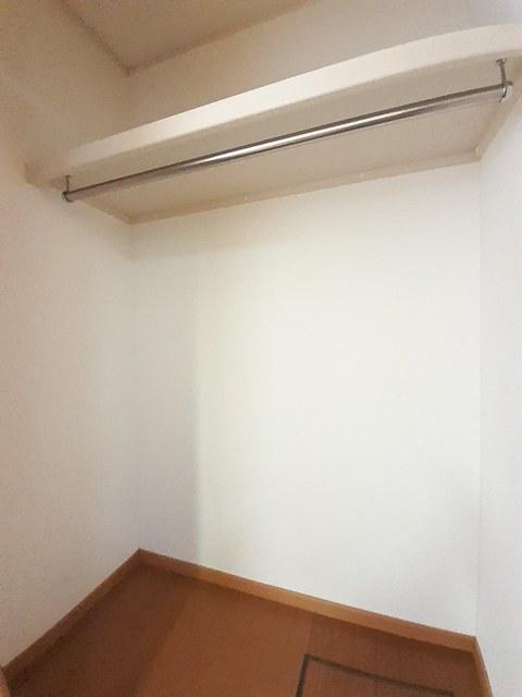 拡大写真:メゾン ド ロベリア 1階103の内観