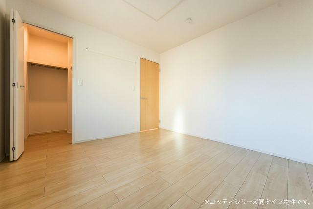 拡大写真:リアン 1階102の内観