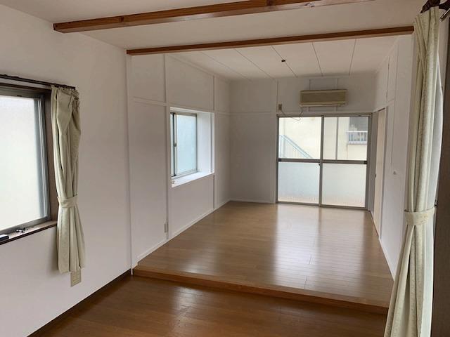 拡大写真:岡田住宅 1階201の内観