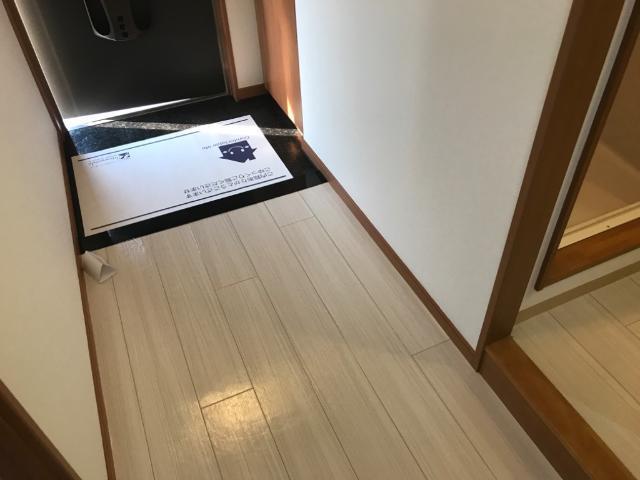 拡大写真:伊予市米湊 3階302の玄関