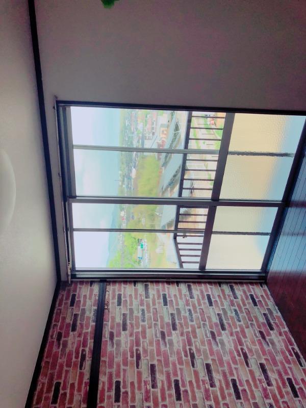 拡大写真:ハイツ2番館 2階B201の窓から見える景色はきれいです!