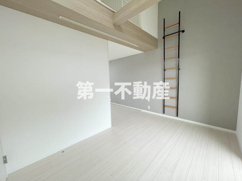 拡大写真:西脇市堀町 2階203の居間