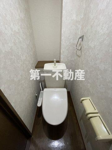 拡大写真:コンフォール 2階201の温水洗浄便座