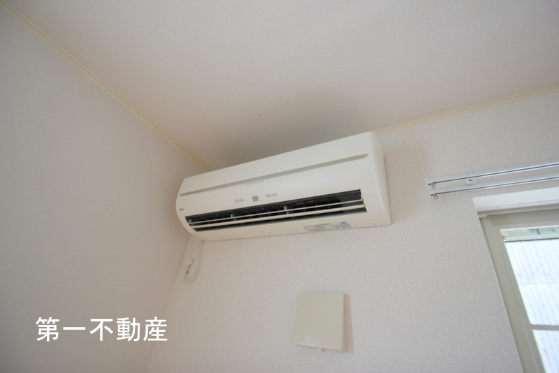 拡大写真:プロムナード B 1階101のエアコン設備
