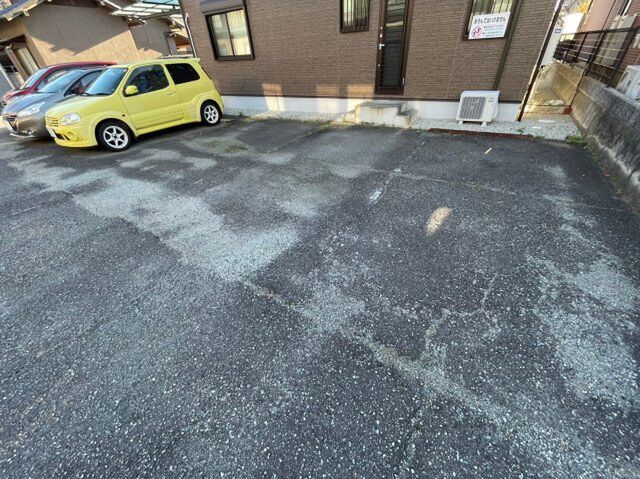 拡大写真:サンプレタ貴崎 1階102の外観