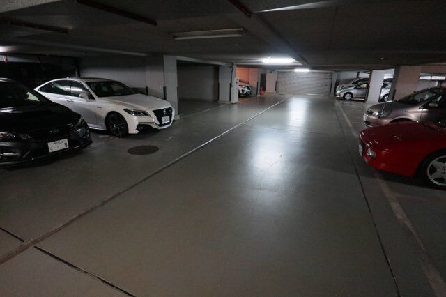 拡大写真：ルナポリス 4階408の外観