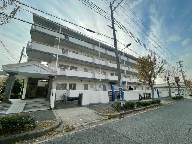 拡大写真：シャトー北別府 4階401の外観