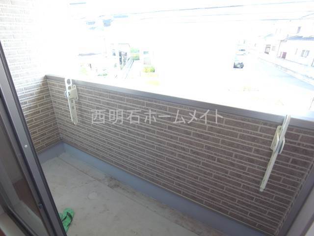 拡大写真:リュクス西明石Ⅱ 2階201のベランダ