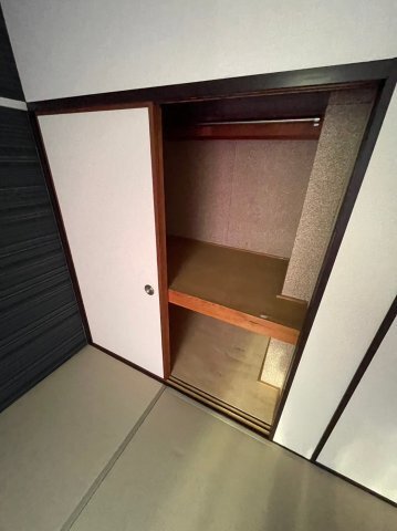 拡大写真:サンプレタ貴崎 1階102の収納