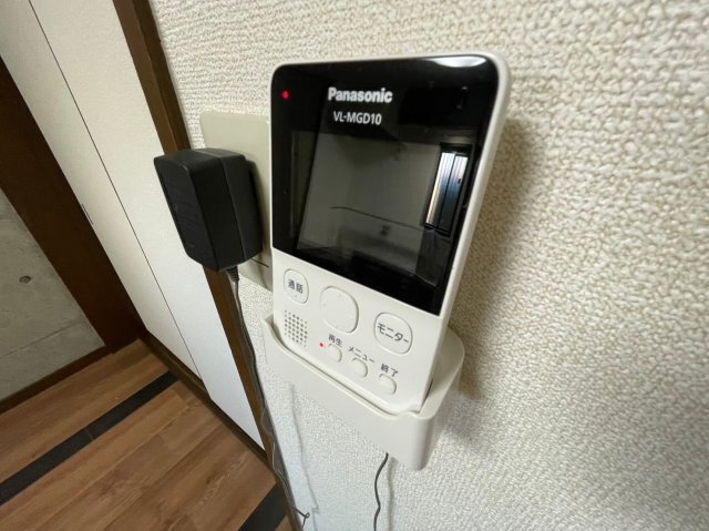 拡大写真:サンプレタ貴崎 1階102のセキュリティ