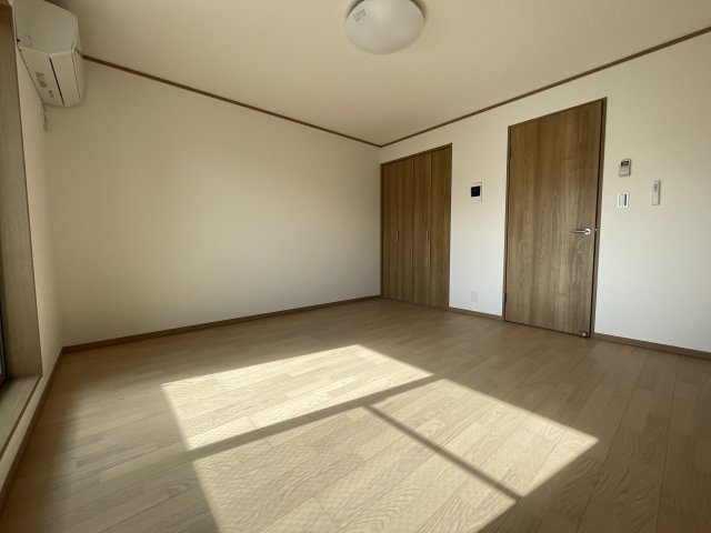 拡大写真:エントピアくるみⅡ 2階201の居間