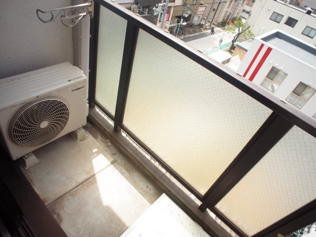 拡大写真:ヴェルビュ桜町 4階407のバルコニー