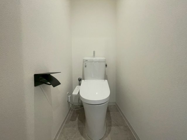 拡大写真：シャトー北別府 4階401のトイレ
