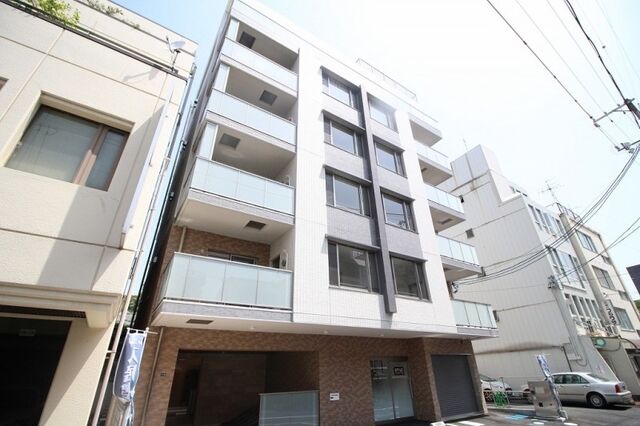 拡大写真:SERENA MRUNOUCHI 3階3-Bの建物外観