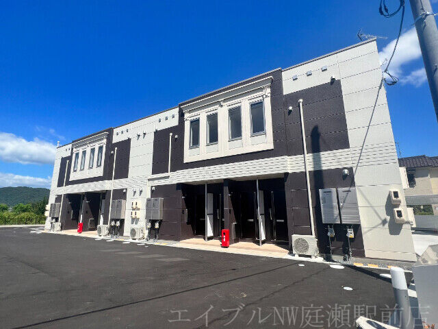 拡大写真:コーポレーヴ高松Ⅱ 1階105の建物外観
