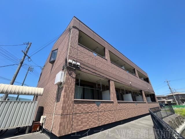 拡大写真:アルカディア 1階102の建物外観