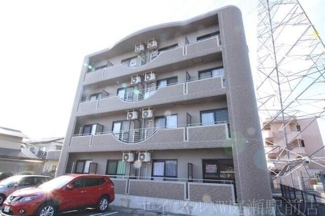 拡大写真:ニューメゾン森安 4階403の建物外観