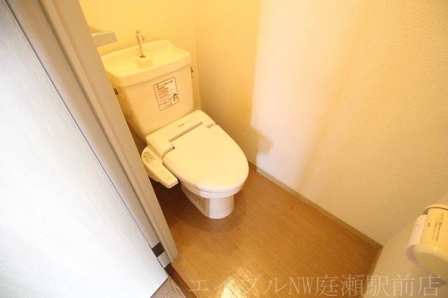 拡大写真:ベルリーフ花尻B 2階202のトイレ