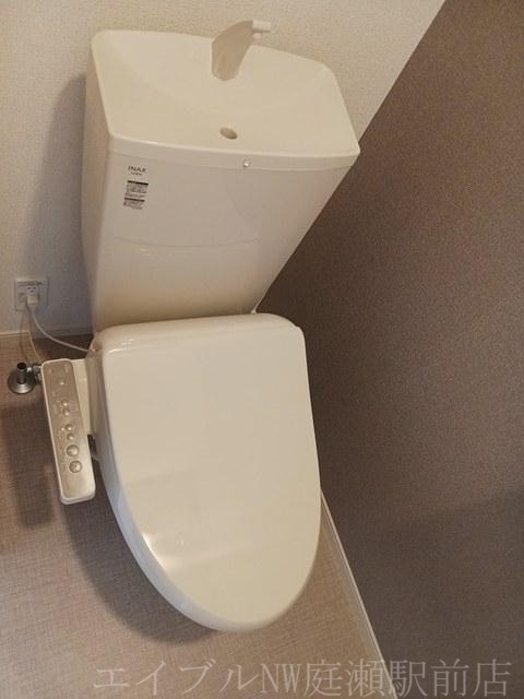 拡大写真:エザンス 1階105のトイレ