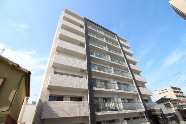 拡大写真:ピュアロイヤル大元 4階401の建物外観