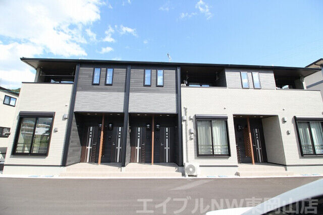 拡大写真:シオン伊部A 1階101の建物外観