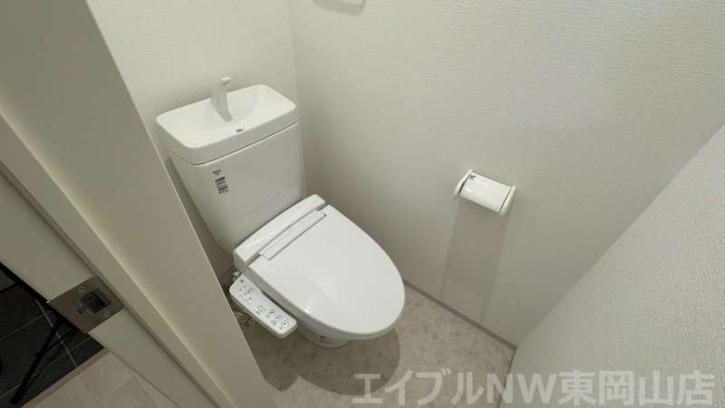 拡大写真:ソラリオ 2階201のトイレ