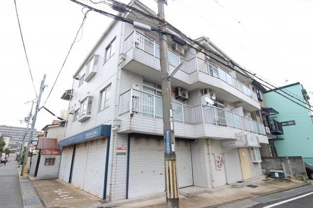 拡大写真:星ヶ丘アパートメント 2階202の外観