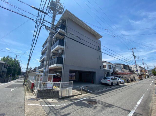 拡大写真:松下ハイツ瑞穂通 3階305の外観