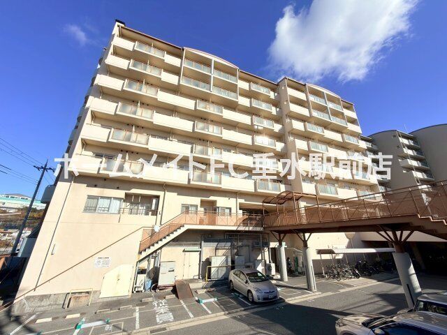 学が丘カレッジハイツの外観