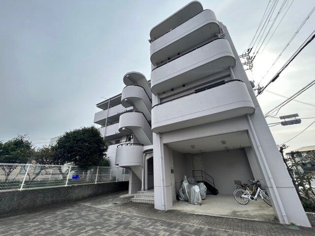マノワールINOの外観