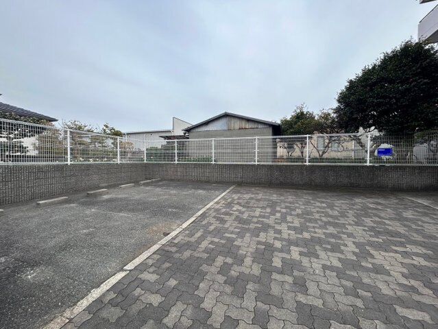 拡大写真:マノワールINO 4階402の外観