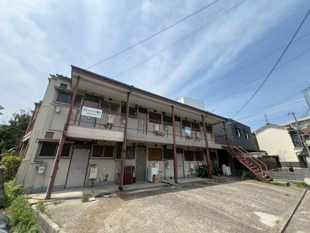 拡大写真:グリーンハイツ垂水 2階202の外観