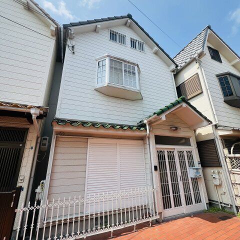 離宮前町1丁目戸建の外観