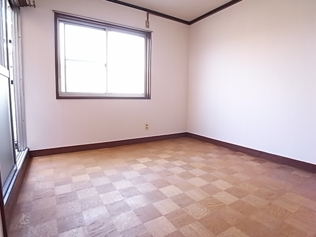 拡大写真：乙木1丁目戸建 1階1の子供部屋