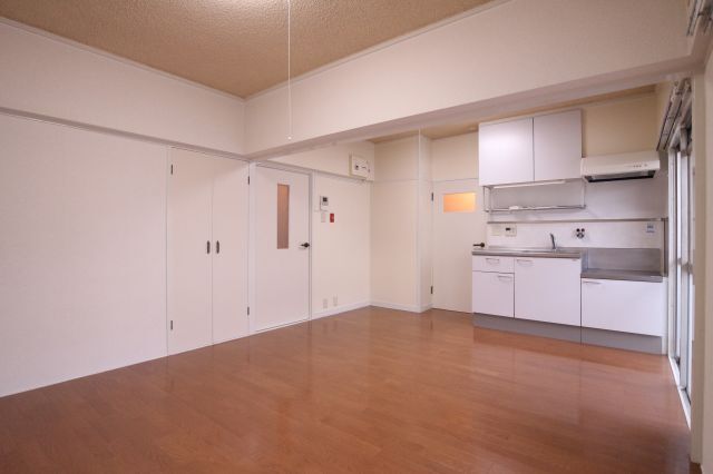 拡大写真:名谷農住団地B棟 2階203の居間