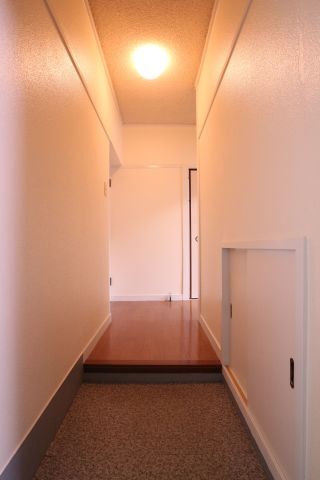 拡大写真:名谷農住団地B棟 2階203の玄関